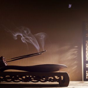 Cómo Interpretar el Humo del Incienso Descubre los Mensajes de Energía y Espiritualidad